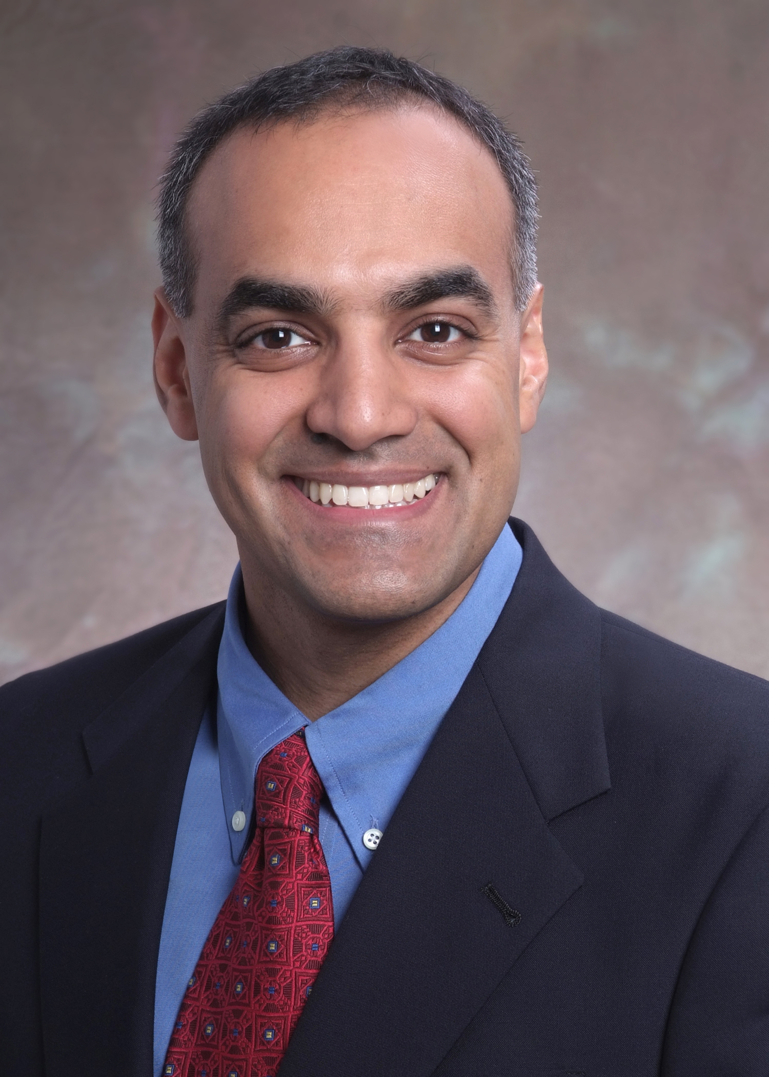 Biography - Sunil Singhal, MD - Global Oncology Academy